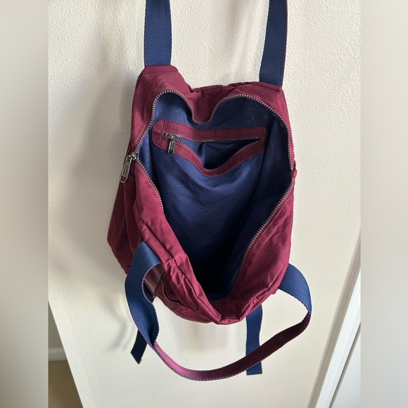 Stella McCartney X Adidas Yoga Gym Bag in Maroon, Dark Blue & Vista Grey - Picture 10 of 12